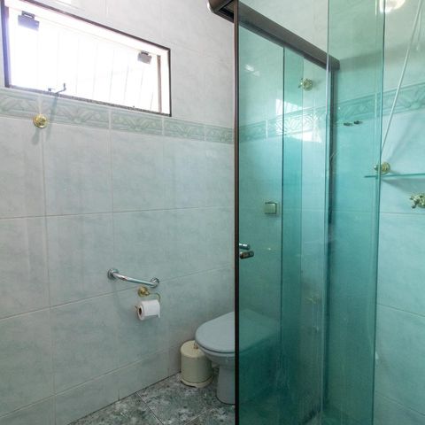 Casa à venda com 254m², 3 quartos e 2 vagasBanheiro 3
