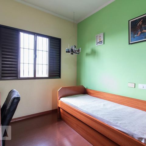 Casa à venda com 254m², 3 quartos e 2 vagasQuarto 3