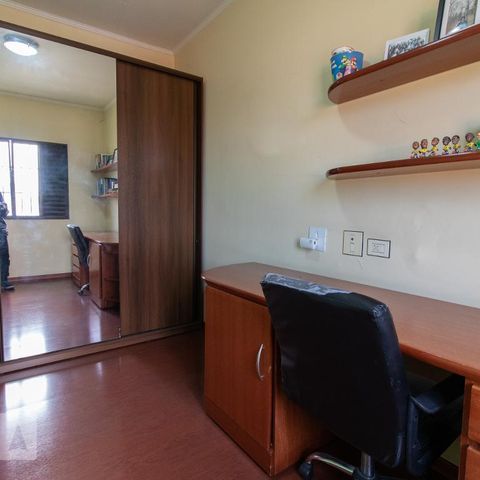 Casa à venda com 254m², 3 quartos e 2 vagasQuarto 3