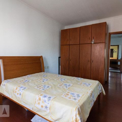 Casa à venda com 254m², 3 quartos e 2 vagasQuarto Suíte