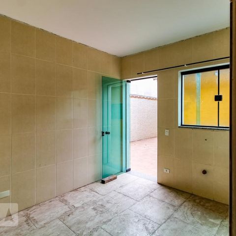 Casa à venda com 50m², 3 quartos e sem vaga Casa à venda com 50m², 3 quartos e sem vagaCozinha de Serviço