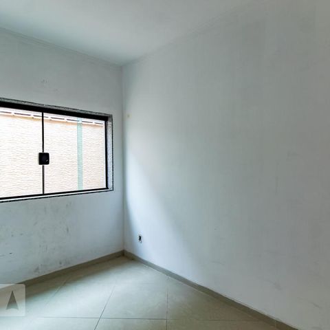 Casa à venda com 50m², 3 quartos e sem vaga Casa à venda com 50m², 3 quartos e sem vagaQuarto 1