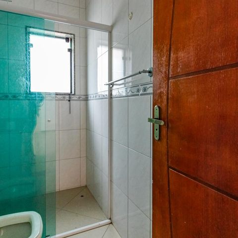 Casa à venda com 50m², 3 quartos e sem vaga Casa à venda com 50m², 3 quartos e sem vagaBanheiro