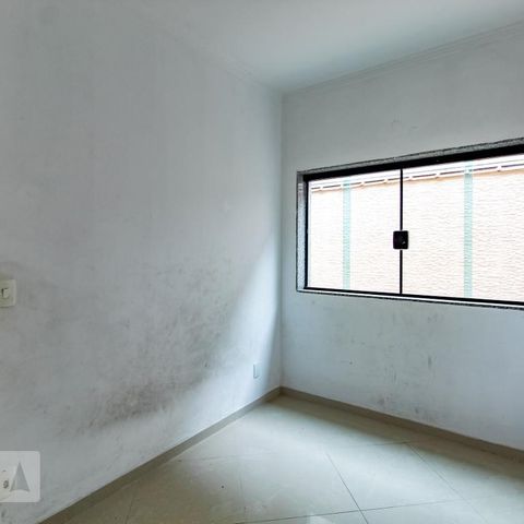Casa à venda com 50m², 3 quartos e sem vaga Casa à venda com 50m², 3 quartos e sem vagaQuarto 1