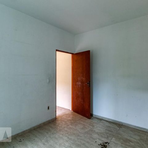 Casa à venda com 50m², 3 quartos e sem vaga Casa à venda com 50m², 3 quartos e sem vagaQuarto de Serviço
