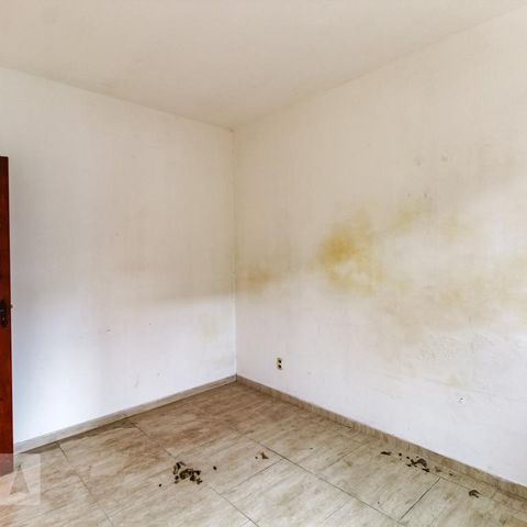 Casa à venda com 50m², 3 quartos e sem vaga Casa à venda com 50m², 3 quartos e sem vagaQuarto de Serviço