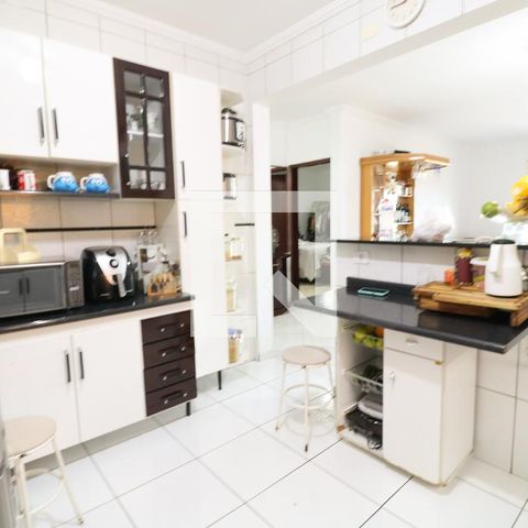 Casa à venda com 250m², 3 quartos e 3 vagasCozinha
