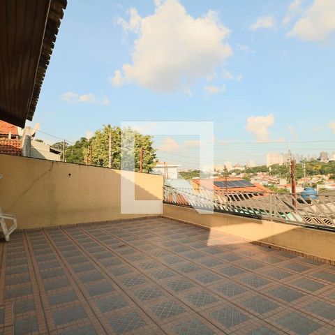Casa à venda com 250m², 3 quartos e 3 vagasVaranda