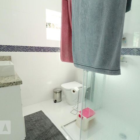 Casa à venda com 135m², 3 quartos e 2 vagasBanheiro 2