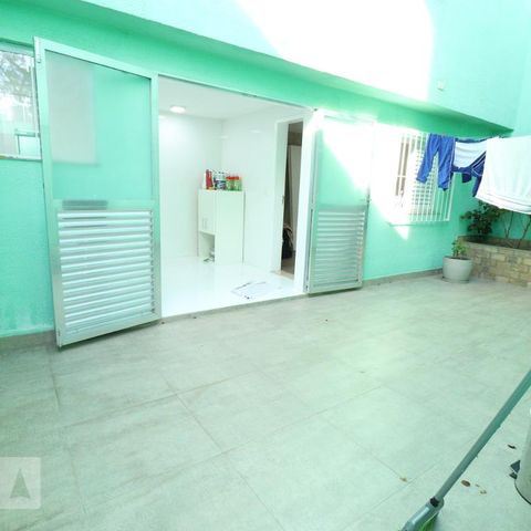 Casa à venda com 135m², 3 quartos e 2 vagasÁrea Externa