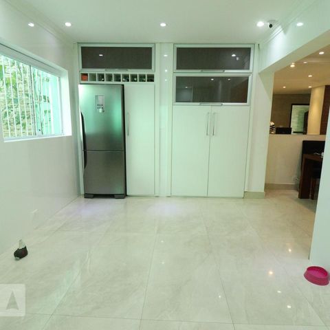 Casa à venda com 135m², 3 quartos e 2 vagasCozinha