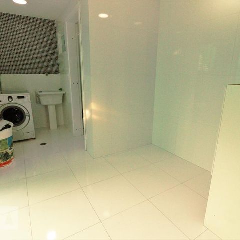 Casa à venda com 135m², 3 quartos e 2 vagasÁrea de Serviço