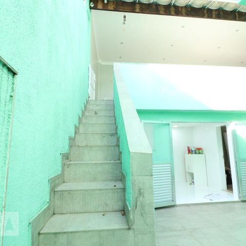 Casa à venda com 135m², 3 quartos e 2 vagasÁrea Externa