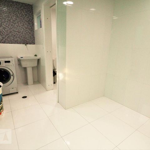 Casa à venda com 135m², 3 quartos e 2 vagasÁrea de Serviço