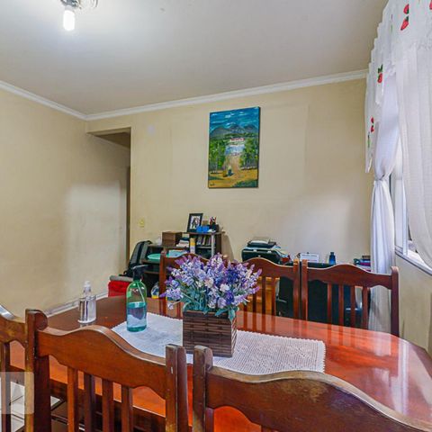 Casa à venda com 300m², 4 quartos e 2 vagasSala