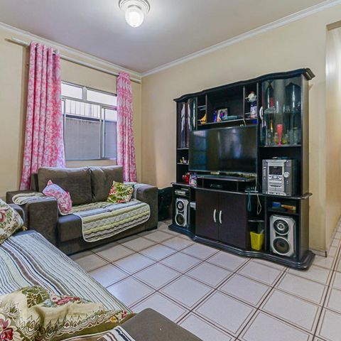 Casa à venda com 300m², 4 quartos e 2 vagasSala