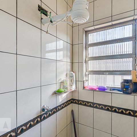 Casa à venda com 300m², 4 quartos e 2 vagasBanheiro da Suite 2