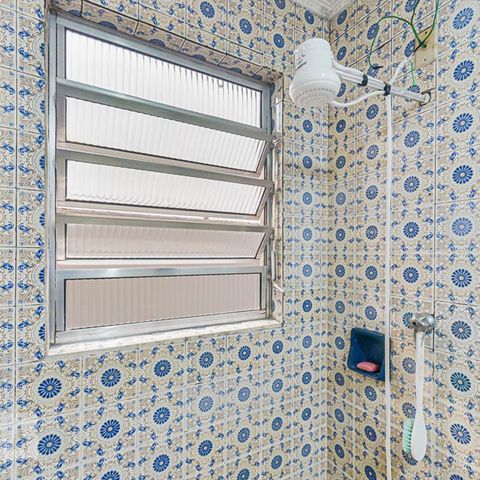 Casa à venda com 300m², 4 quartos e 2 vagasBanheiro Social