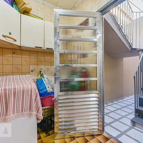 Casa à venda com 300m², 4 quartos e 2 vagasÁrea de Serviço