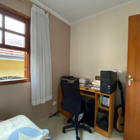 Casa à venda com 146m², 3 quartos e 4 vagasQuarto 2