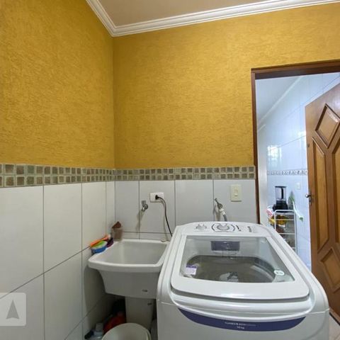 Casa à venda com 146m², 3 quartos e 4 vagasÁrea de Serviço