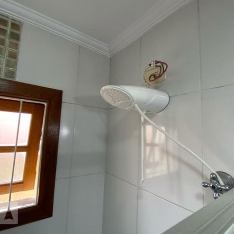 Casa à venda com 146m², 3 quartos e 4 vagasChuveiro
