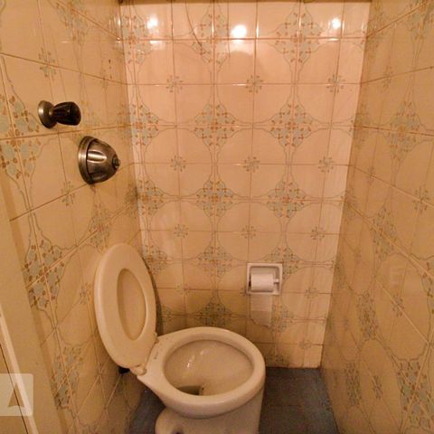 Casa para alugar com 350m², 3 quartos e 4 vagasLavabo do Salão Inferior