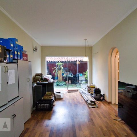 Casa para alugar com 350m², 3 quartos e 4 vagasSalão Inferior