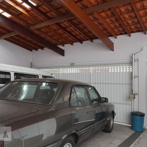 Casa à venda com 379m², 5 quartos e 3 vagas Casa à venda com 379m², 5 quartos e 3 vagasGaragem