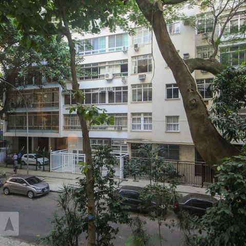 Apartamento à venda com 320m², 3 quartos e 3 vagasVista