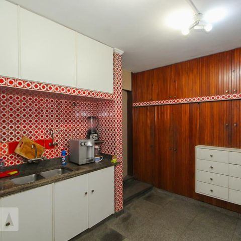 Apartamento à venda com 320m², 3 quartos e 3 vagasCozinha