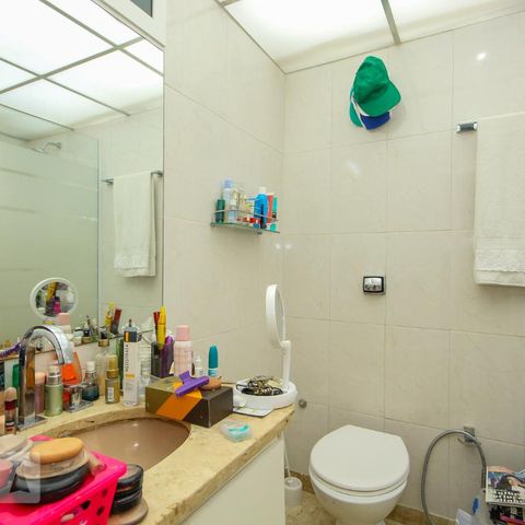Apartamento à venda com 320m², 3 quartos e 3 vagasBanheiro- Suite