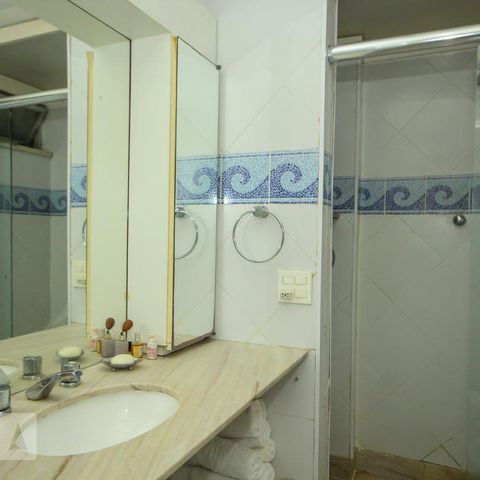 Apartamento à venda com 320m², 3 quartos e 3 vagasBanheiro - Suite