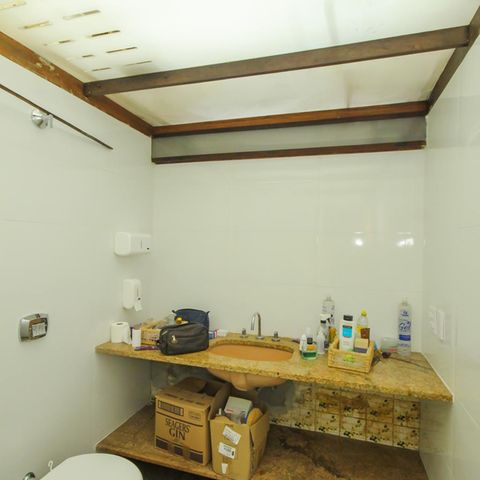 Apartamento à venda com 320m², 3 quartos e 3 vagasBanheiro Social 