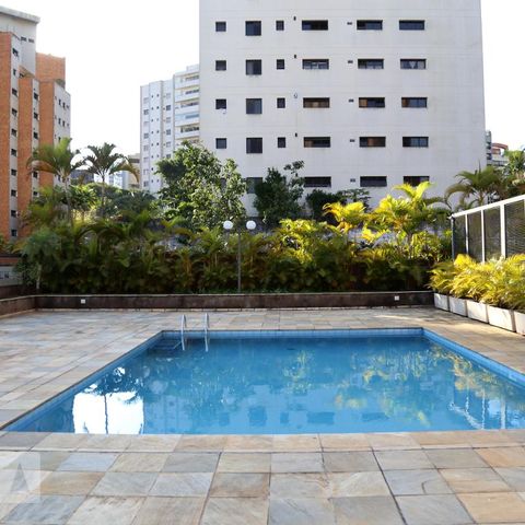Apartamento para alugar com 256m², 4 quartos e 5 vagasÁrea comum - Piscina