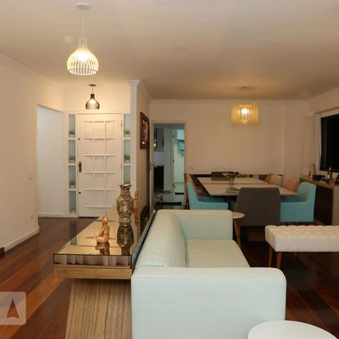Apartamento para alugar com 256m², 4 quartos e 5 vagasSala
