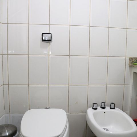 Apartamento para alugar com 256m², 4 quartos e 5 vagasBanheiro da Suíte 1