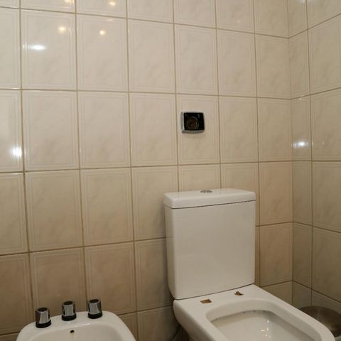 Apartamento para alugar com 256m², 4 quartos e 5 vagasBanheiro da Suíte 2