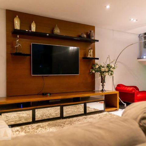Casa à venda com 369m², 5 quartos e 4 vagasSala