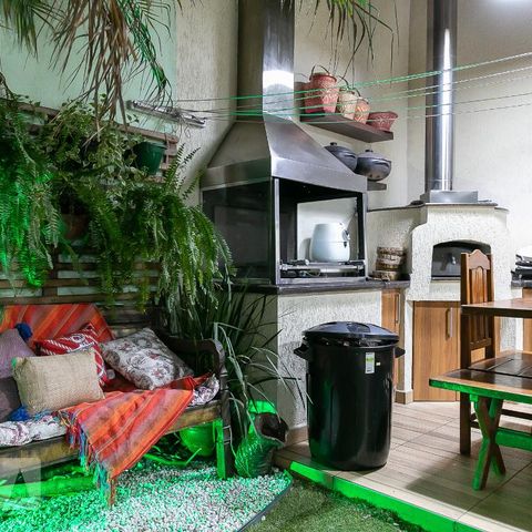 Casa à venda com 369m², 5 quartos e 4 vagasÁrea de lazer - Churrasqueira
