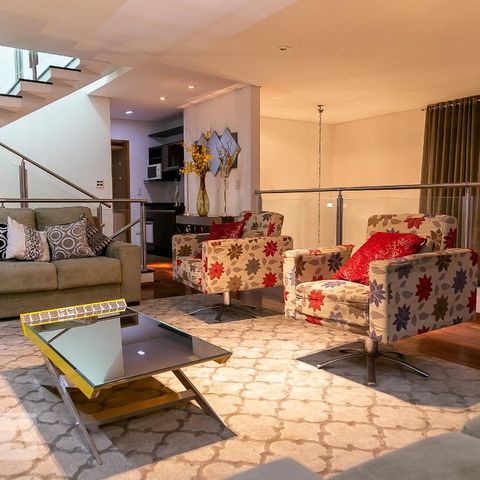 Casa à venda com 369m², 5 quartos e 4 vagasSala tv