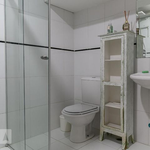 Casa à venda com 369m², 5 quartos e 4 vagasBanheiro suíte 3