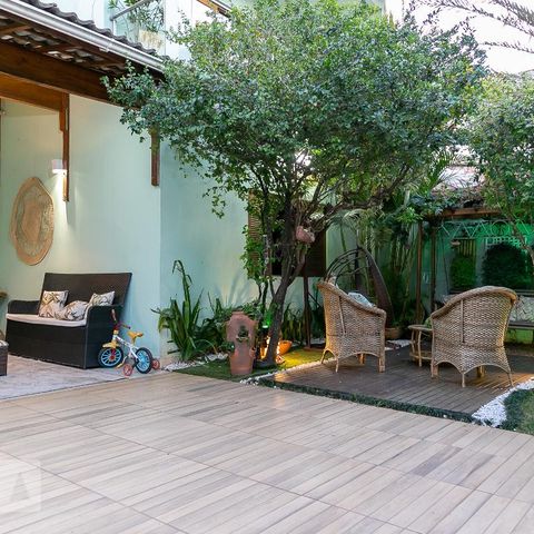 Casa à venda com 369m², 5 quartos e 4 vagasGaragem