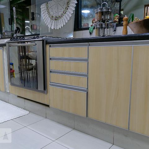 Casa à venda com 369m², 5 quartos e 4 vagasCozinha