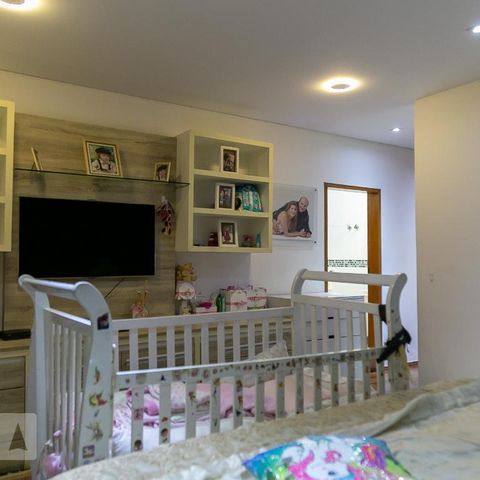 Casa à venda com 369m², 5 quartos e 4 vagasSuíte 1