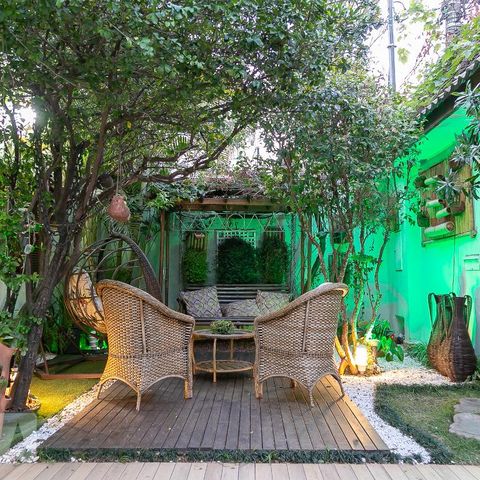 Casa à venda com 369m², 5 quartos e 4 vagasQuintal frente
