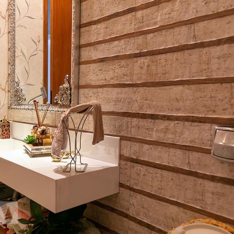 Casa à venda com 369m², 5 quartos e 4 vagasLavabo
