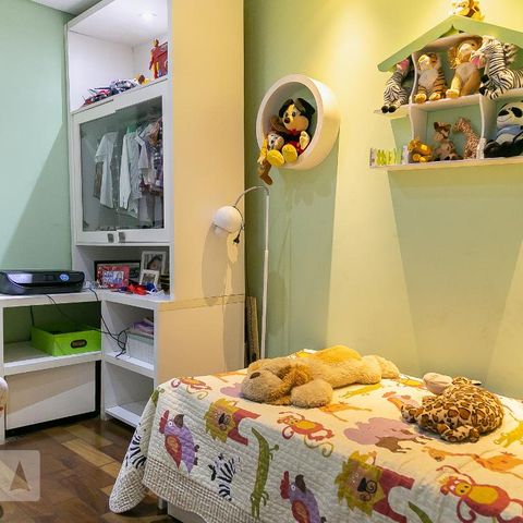 Casa à venda com 369m², 5 quartos e 4 vagasQuarto 1