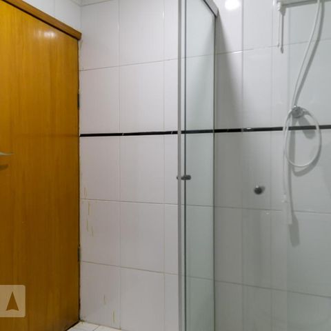 Casa à venda com 369m², 5 quartos e 4 vagasBanheiro suíte 3