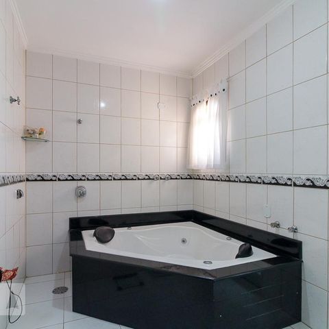 Casa para alugar com 385m², 3 quartos e 5 vagasBanheiro quarto 3 suíte